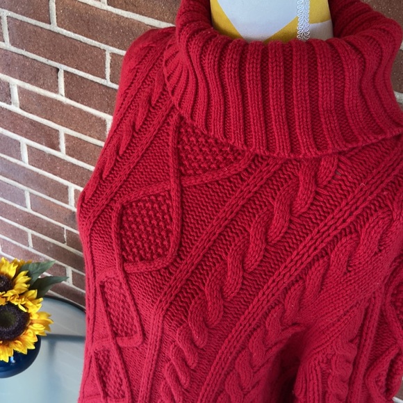 BR Red Cabled Heavyweight Sweater - Picture 4 of 10